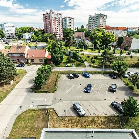 Hotel Krystal Hodonín Eksteriør billede